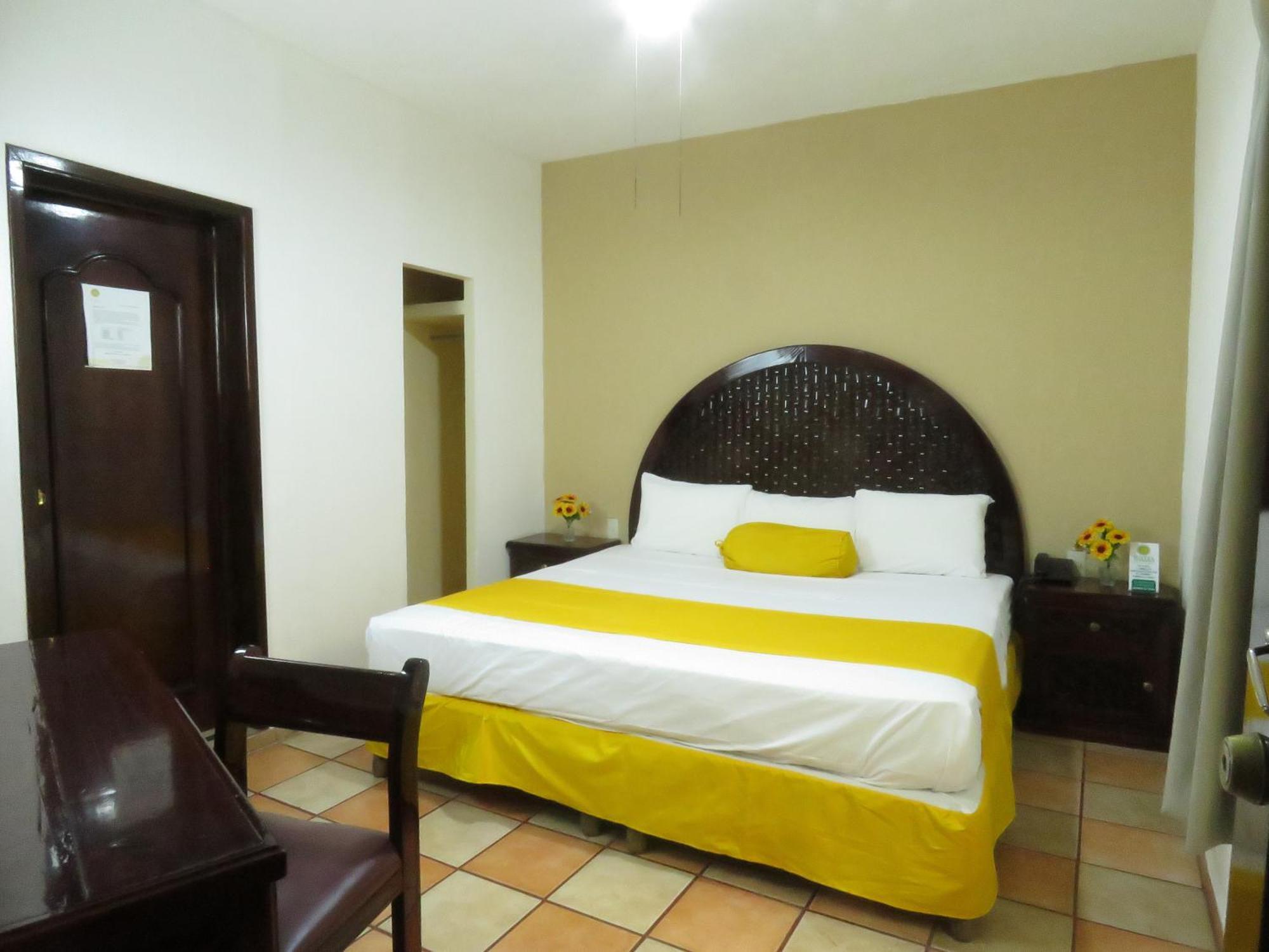 Hotel Los Girasoles เตปิก ภายนอก รูปภาพ